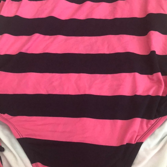 Tommy One Piece - Picture 2 of 5